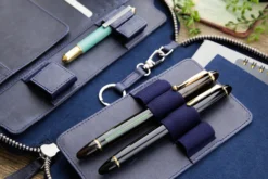 Galen Leather Zippered A5 Notebook Folio - Crazy Horse Navy Blue 21 Galen Leather Zippered A5 Notebook Folio - Crazy Horse Navy Blue -Office Supplies Shop GalenLeather NotebookFolio CrazyHorse NavyBlue 3