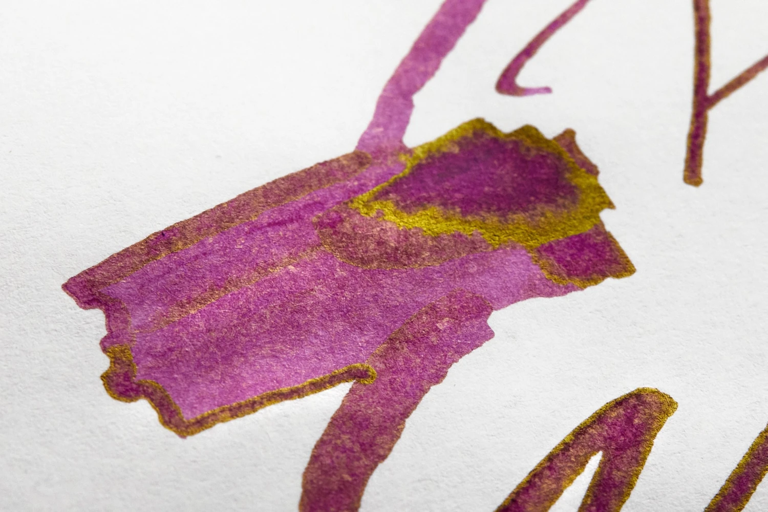 Pilot Iroshizuku Yama-budo - 50ml Bottled Ink 4 Pilot Iroshizuku Yama-budo - 50ml Bottled Ink - Image 4