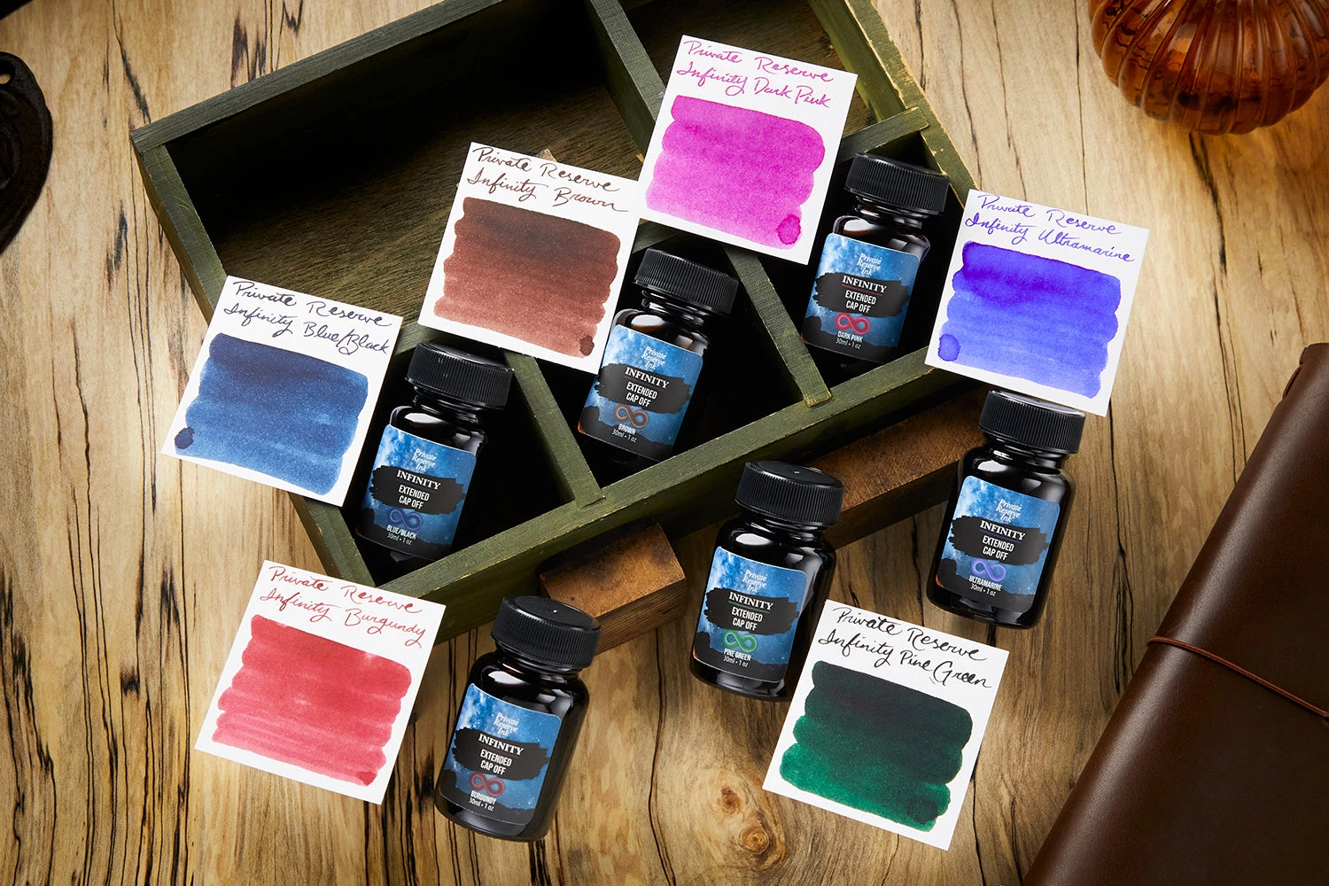 Private Reserve Infinity Pine Green - 30ml Bottled Ink 2 Private Reserve Infinity Pine Green - 30ml Bottled Ink - Image 2