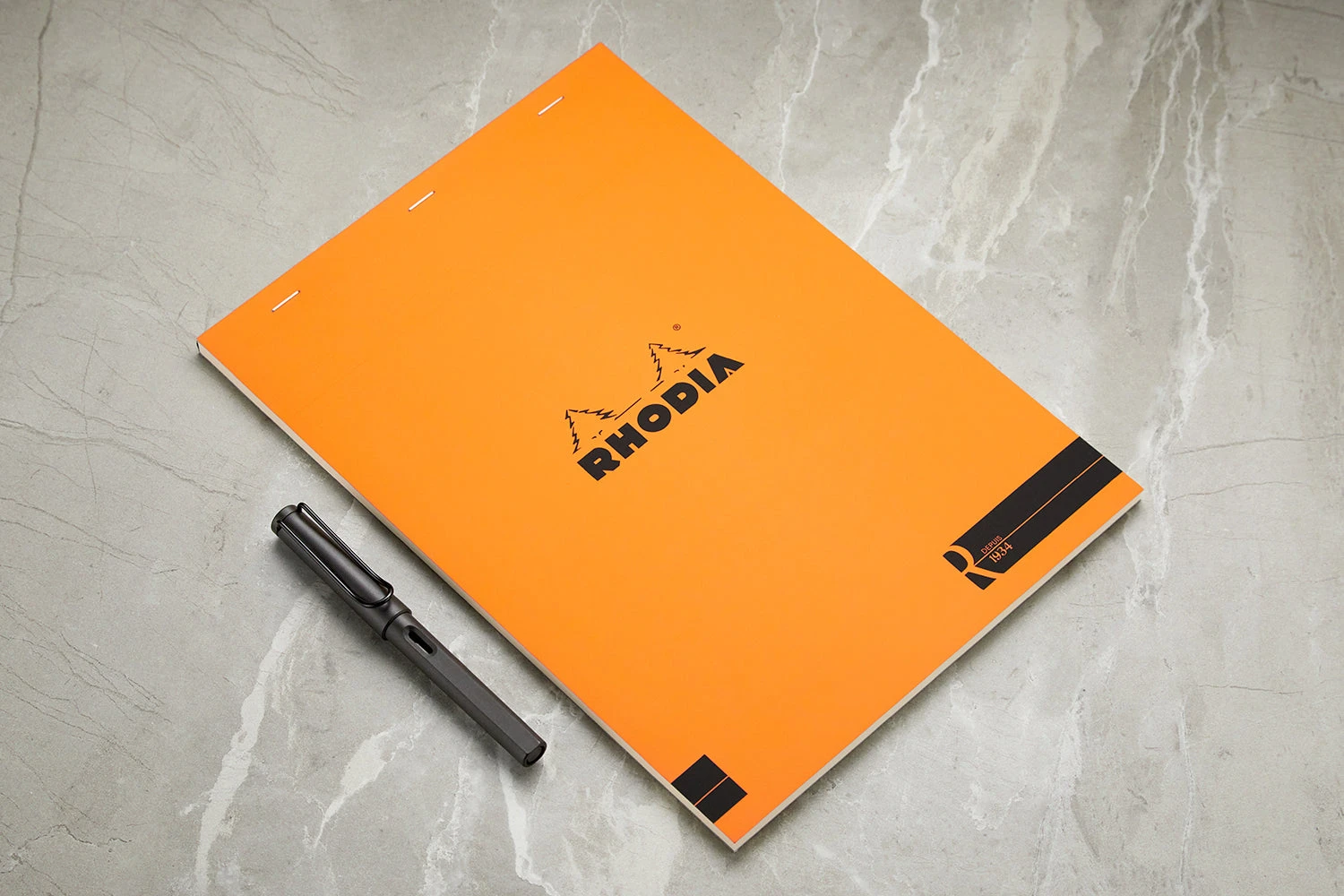 Rhodia No. 18 Premium A4 Notepad - Orange, Blank 3 Rhodia No. 18 Premium A4 Notepad - Orange, Blank - Image 3
