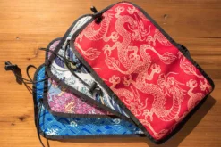 Rickshaw Bagworks Deluxe 6-Pen Roll - Red/Gold Dragon -Office Supplies Shop Rickshaw Bagworks Deluxe6PenRoll 3