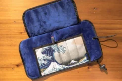Rickshaw Bagworks Deluxe 6-Pen Roll - Great Wave -Office Supplies Shop Rickshaw Bagworks Deluxe6PenRoll GreatWave 6