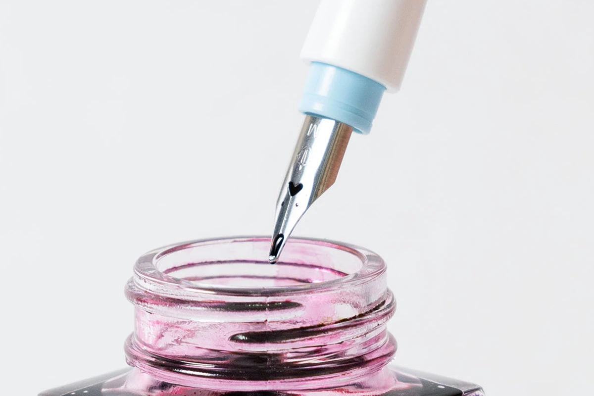 Sailor Hocoro White Dip Pen & Nib - Medium 6 Sailor Hocoro White Dip Pen & Nib - Medium - Image 6