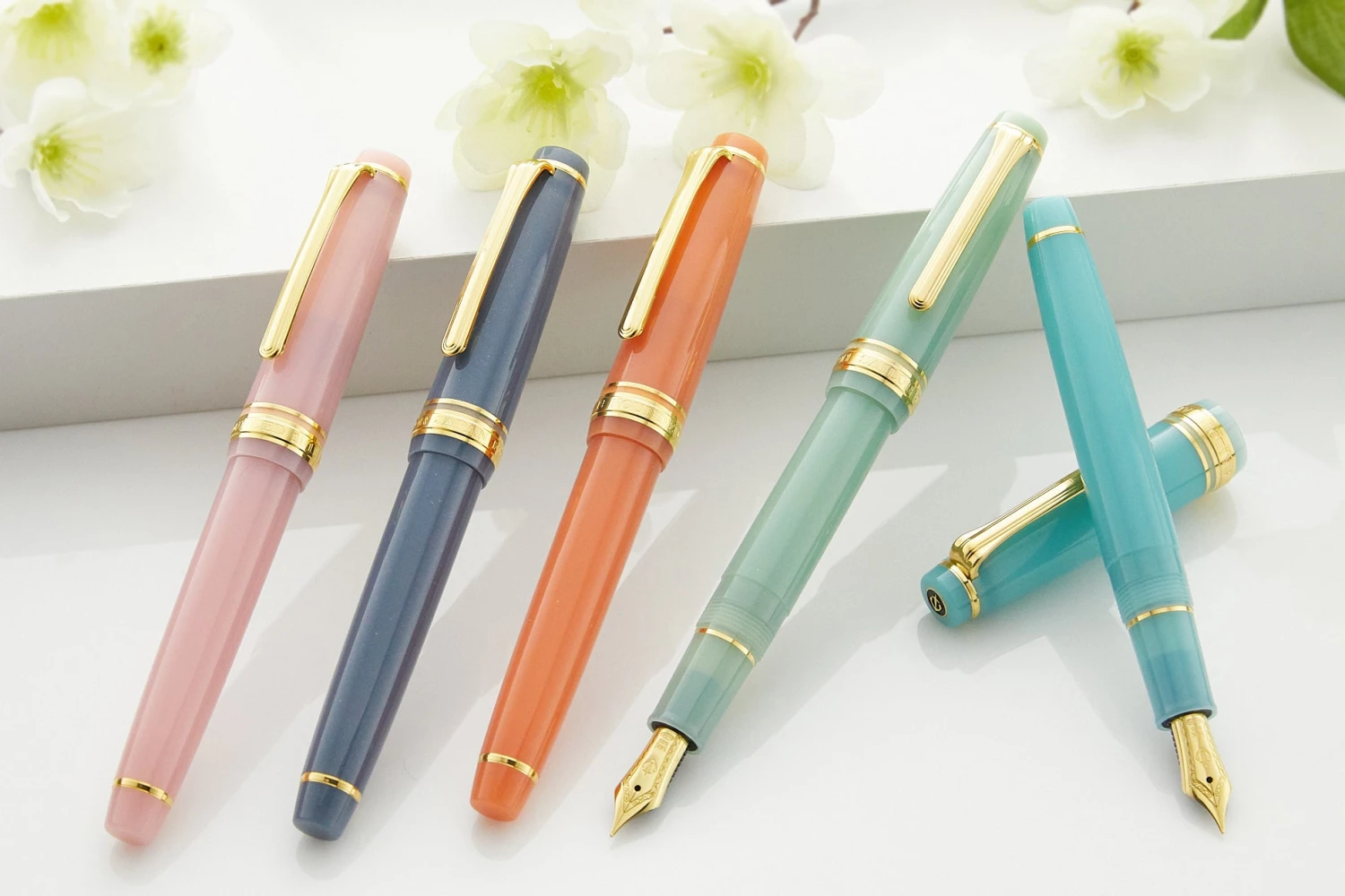 Sailor Pro Gear Slim Fountain Pen - Kiku (Limited Production) 6 Sailor Pro Gear Slim Fountain Pen - Kiku (Limited Production) - Image 6