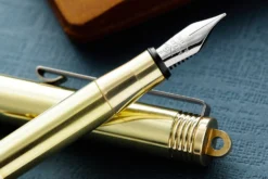 Traveler's Company Brass Fountain Pen -Office Supplies Shop Traveler s Company Brass Pen 4